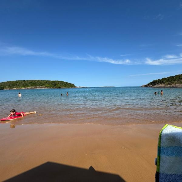 Casa Duplex Climatizada a 50 mts da Praia Bacutia Melhor praia de Guarapari