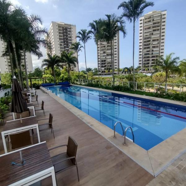 Apto na Barra da Tijuca próximo a praia