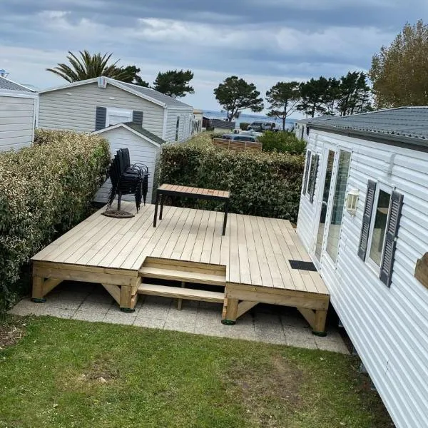 Mobil-Home le 70 du White Port, khách sạn ở Dinard