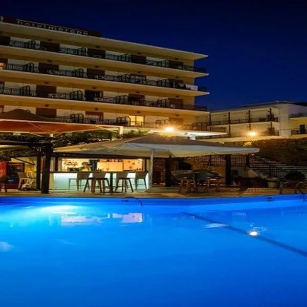 Merope Hotel, hotel di Ágios Konstantínos