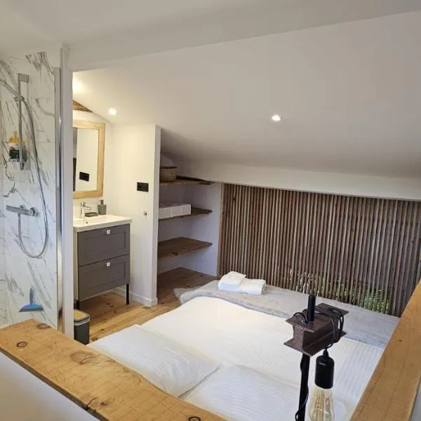 Appartement de charme sur golf, hotel in Buzet-sur-Tarn