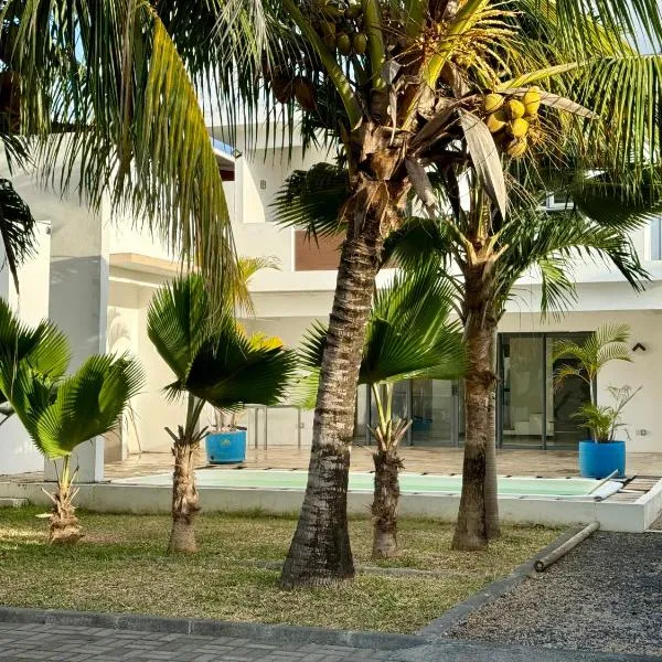 Chalet des Roses, hotel in Grand Baie