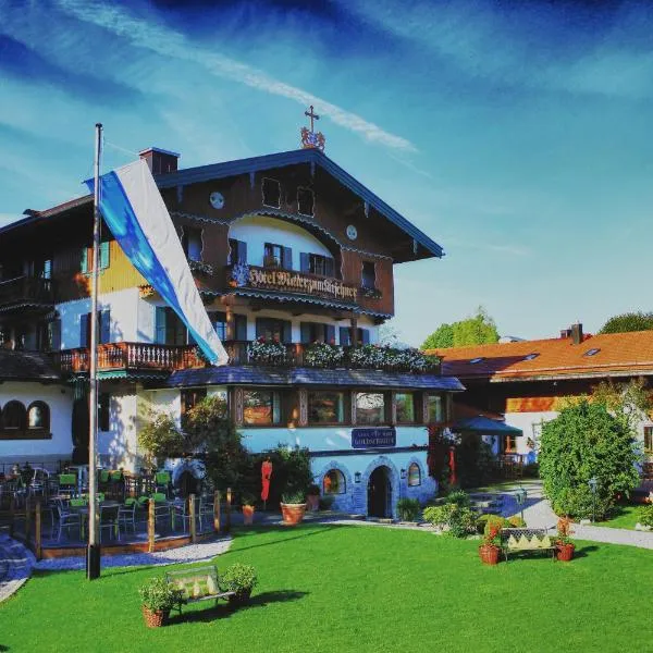 Hotel Maier zum Kirschner, hotel v destinaci Rottach-Egern