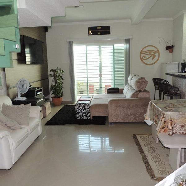 Sobrado aconchegante e acolhedor, com hidro spa - Foto 5