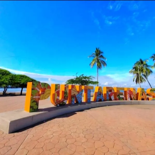 Hostel del Pacífico, hotel v destinaci Puntarenas