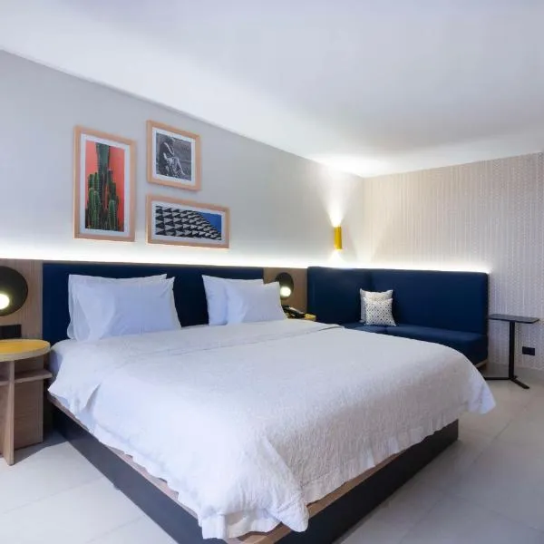 Hampton by Hilton Saltillo Zona Aeropuerto, hotel v destinaci Saltillo