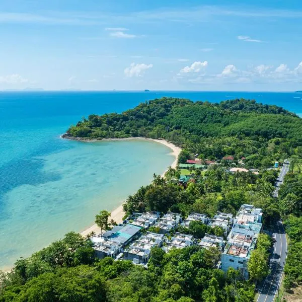 Phuket Moonlit Bay Seaview Resort & Spa, hotel in Phuket Town