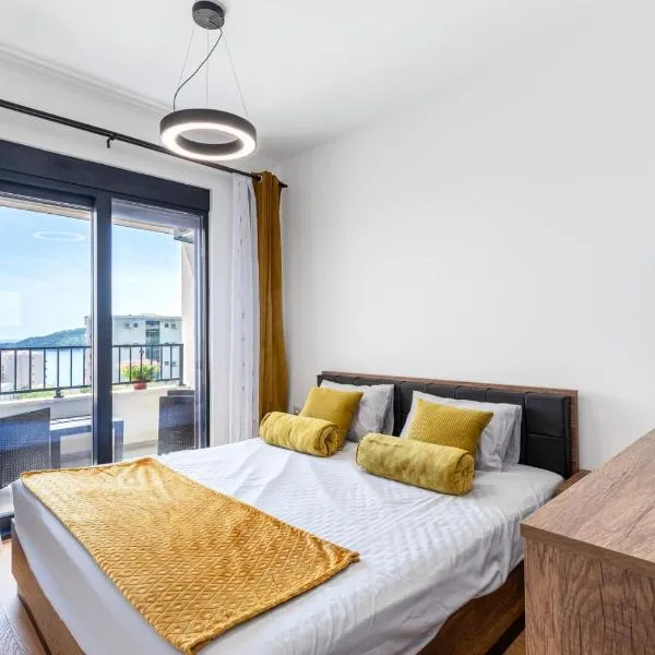 Apartment FORTUNELLA, hotel in Bečići