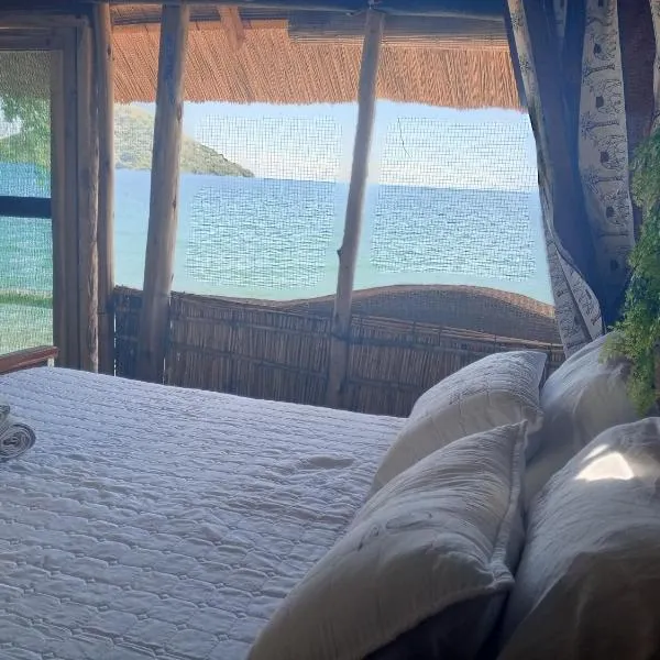 Quest at Cape Maclear, hotel v destinaci Chembe