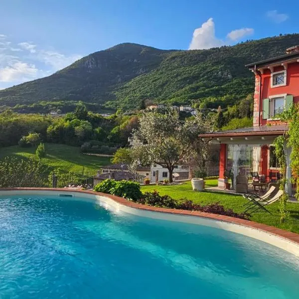 B&B POGGIO CAIAR, hotel v destinaci Caprino Veronese