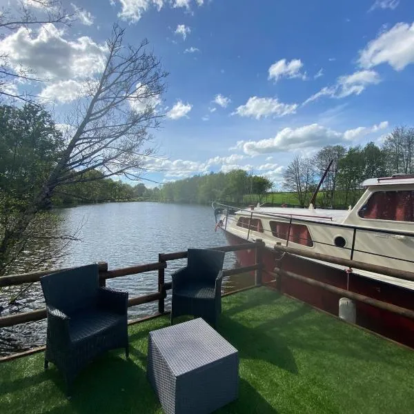 Les Pichies, Bateau insolite, Le Nathalie Nath, hotel v destinaci Saint-Léger-sur-Vouzance