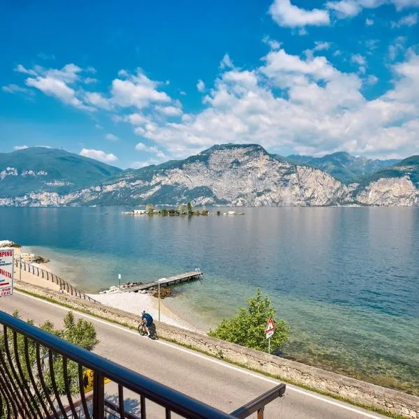 Locanda Bellavista food&rooms, hotel in Malcesine