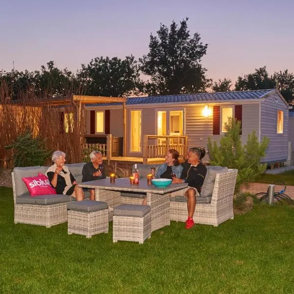 Siblu Camping de Oase, hotel v destinaci Renesse