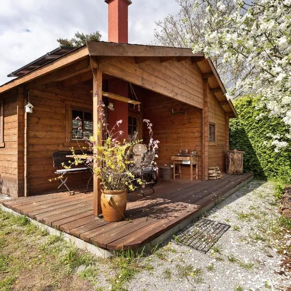 Blockhütte, hotel in Langewahl