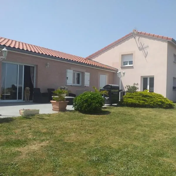 Maison a la campagne, ξενοδοχείο σε Valprivas