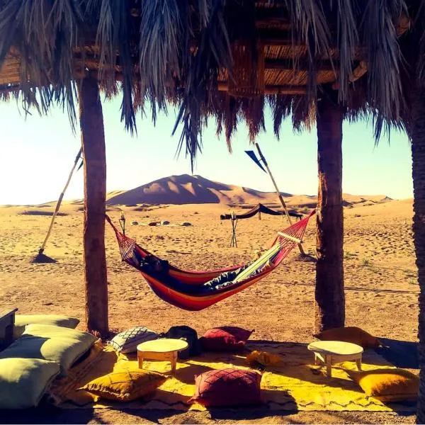 Horaz Merzouga Camp, hotel en Merzouga