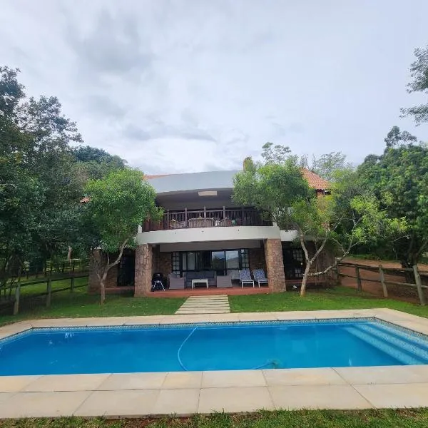 Golf Estate Vacation Property - Poseidon's Knoll โรงแรมในไวท์ริเวอร์