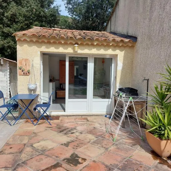 Studio près de la mer – hotel w mieście Gassin