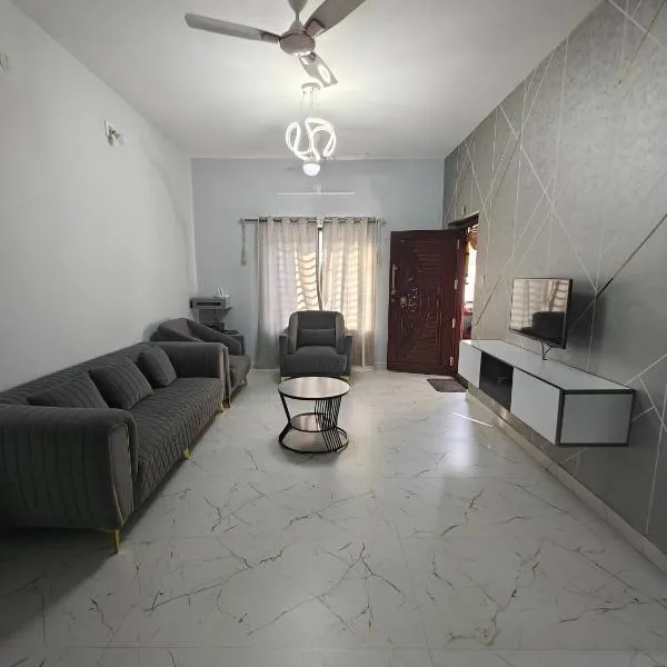 Sukruthi service apartment, hotel v destinaci Mangalúr