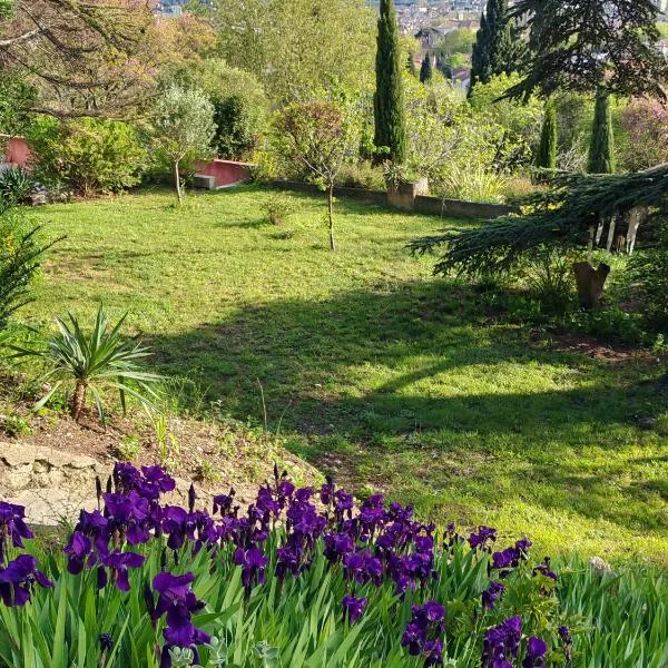 chambre d'hote de charme "Villa les Iris" proche centre ville, hotel v Aix-en-Provence