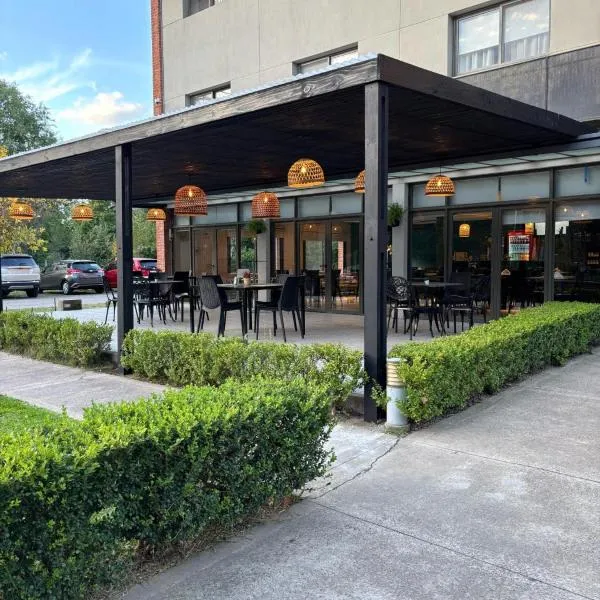 Pilar Suites by Viva, hotel in Pilar