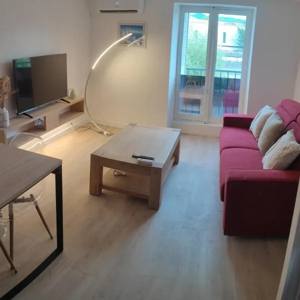 Ideally located, air-conditioned, hotel v Grenoblu