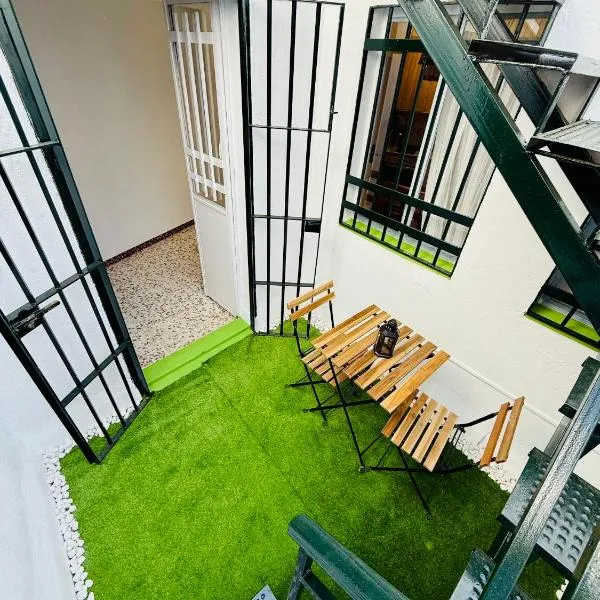 House in the heart of Dos Hermanas, hotell sihtkohas Dos Hermanas