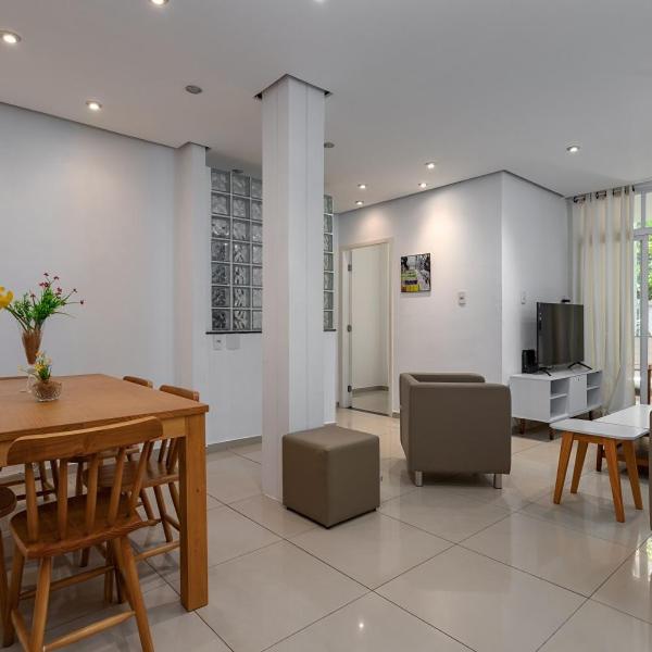 Bright apartment at Arpoador