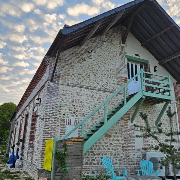 Domaine de la Dolce Vita de Gaudreville la rivière, hotel in Gaudreville-la-Rivière