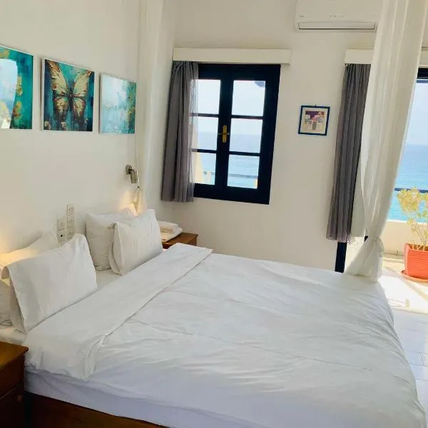 Endless Blue Studios, hotel a Myrtos