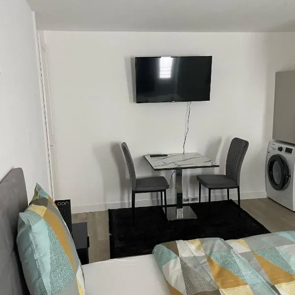 Studio meublé centre-ville Payerne, hotel v destinaci Payerne