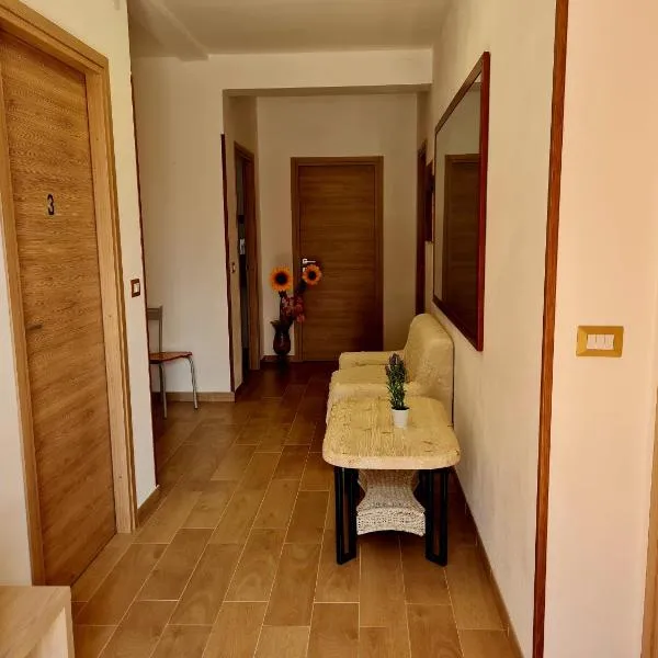 Tre Pandele, hotel v destinaci Ploaghe