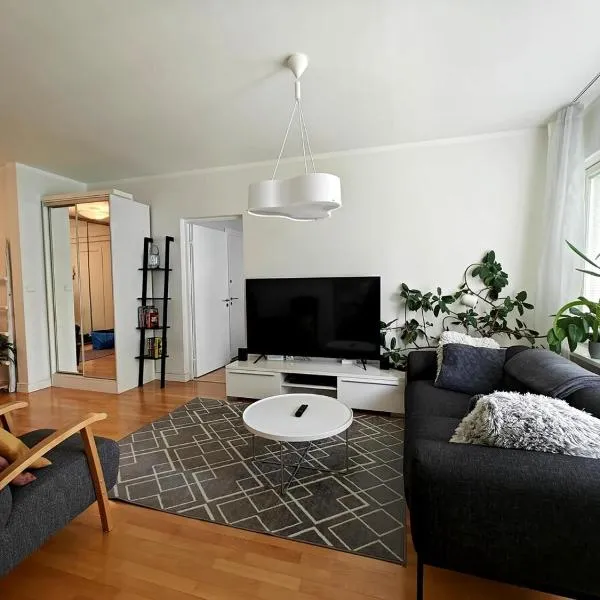 Spacious and bright 2 bedroom apartment, hotel a Oulu