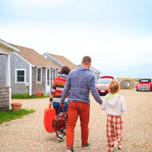Truro Beach Cottages, hotel in Truro