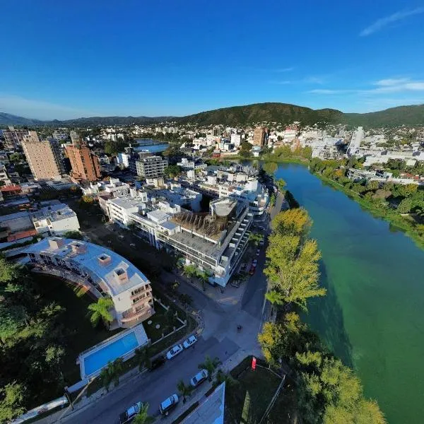 Hotel Golden Ross, ξενοδοχείο σε Villa Carlos Paz