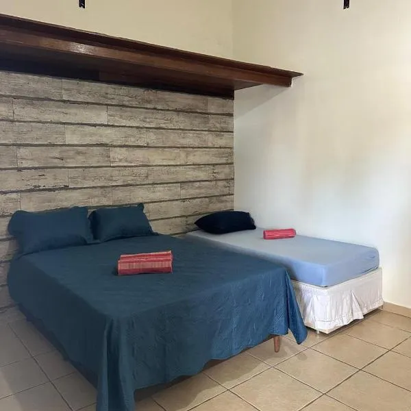 Kitnet Piratininga, Niterói, RJ, hotel in Niterói