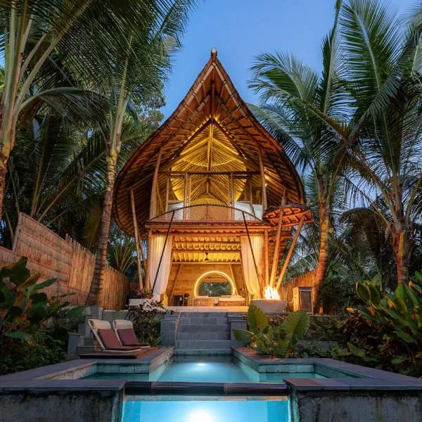 Maya Eco Retreat Bamboo Hotel, hotel u gradu 'Bedahulu'