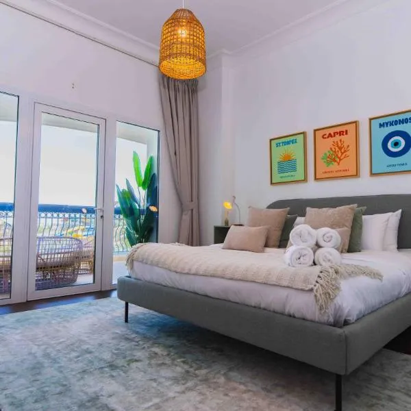 Two Bed In Ansam Hosted By Voyage, hotel in Abu Dhabi