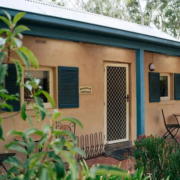 Donnybrook Cottages - Donnybrook, hotel en Clare