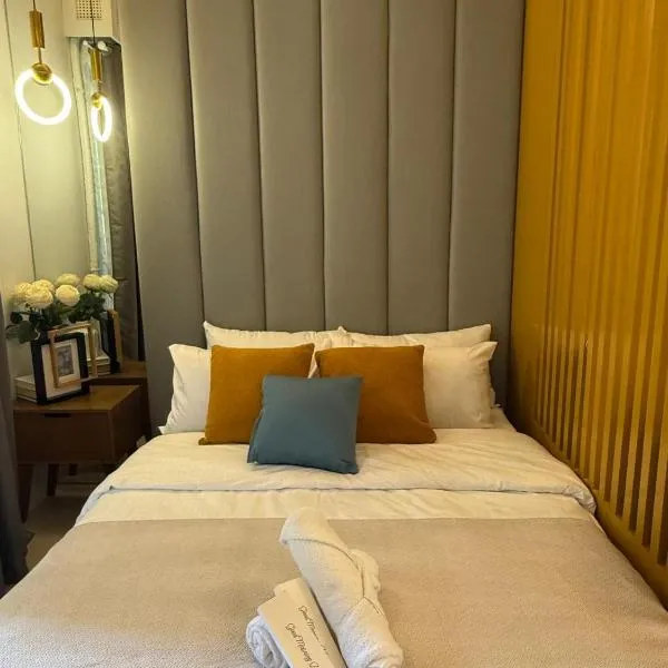 Alpine Villas Greens Staycation at Crosswinds Tagaytay, hotel v mestu Tagaytay