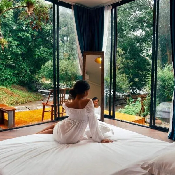 3pok-Riverside maewangjinxiang, hotel v destinaci Ban Mae Sapok Noi
