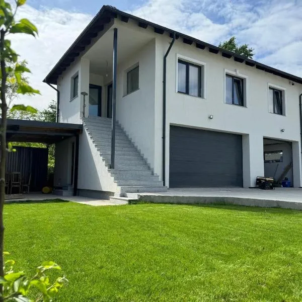 Furnicuta, hotel in Curtea de Argeş