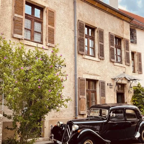 Aumônerie, hotel v destinaci Flavigny-sur-Ozerain