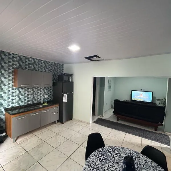 Apartamento na Av das Cataratas de 02 quartos, hotel in Foz do Iguaçu