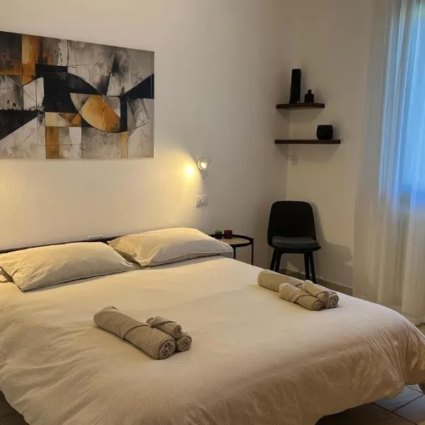 La Casa Bianca Rooms&Lounge, hotel v destinaci Cesenatico