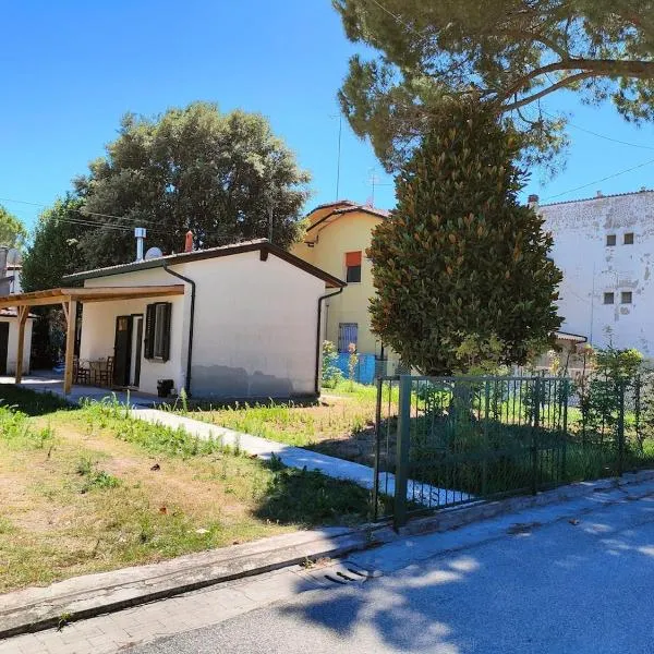 Maison Giralda your spot close to sea and nature, hotel in Porto Corsini