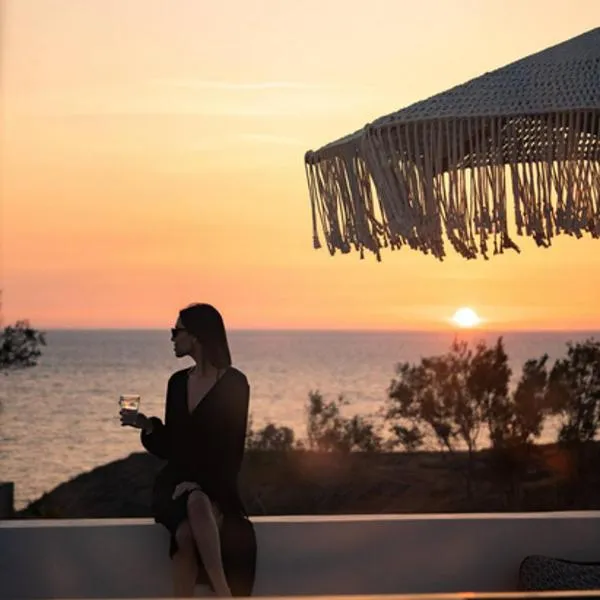 Swell Suites, Santorini、Vourvoulosのホテル