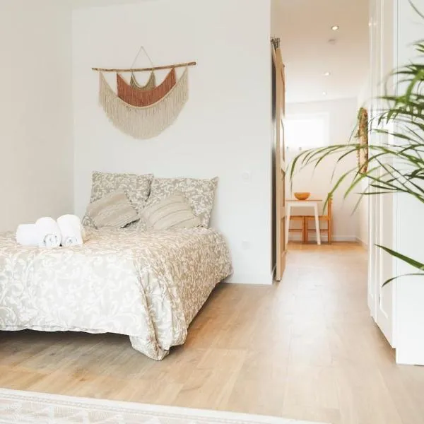 Le Nomada - Magnifique Studio Neuf!, hotel v destinaci Tarbes