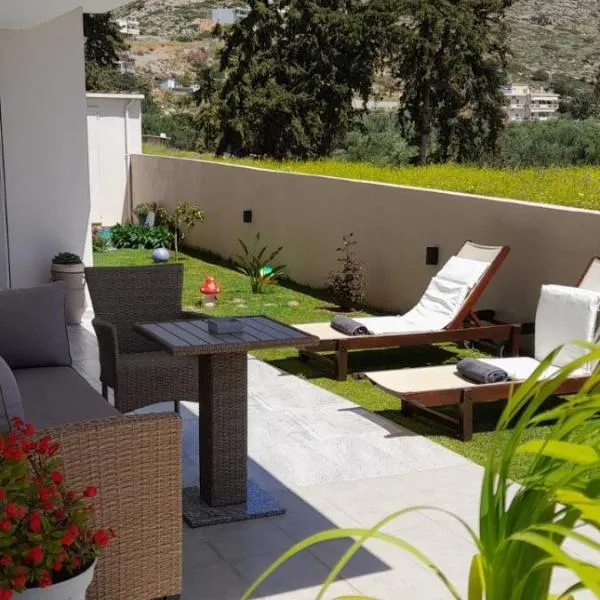 Sunrise Apartment 2, hotel en Suda