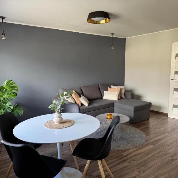 Karusselli beach home, free parking, hotel in Pärnu
